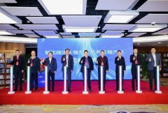 研发团队代表示场展现了智达医疗、教育等场景